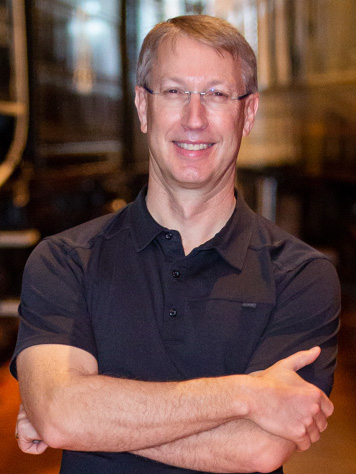 Meet Dr. Kenneth Norwick—Your Trusted Orthodontist in MI. Welcome to Dr. Kenneth Norwick where dentist and patients are smiling